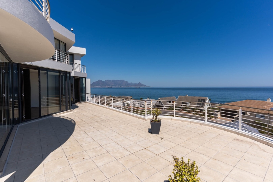 3 Bedroom Property for Sale in Bloubergstrand Western Cape